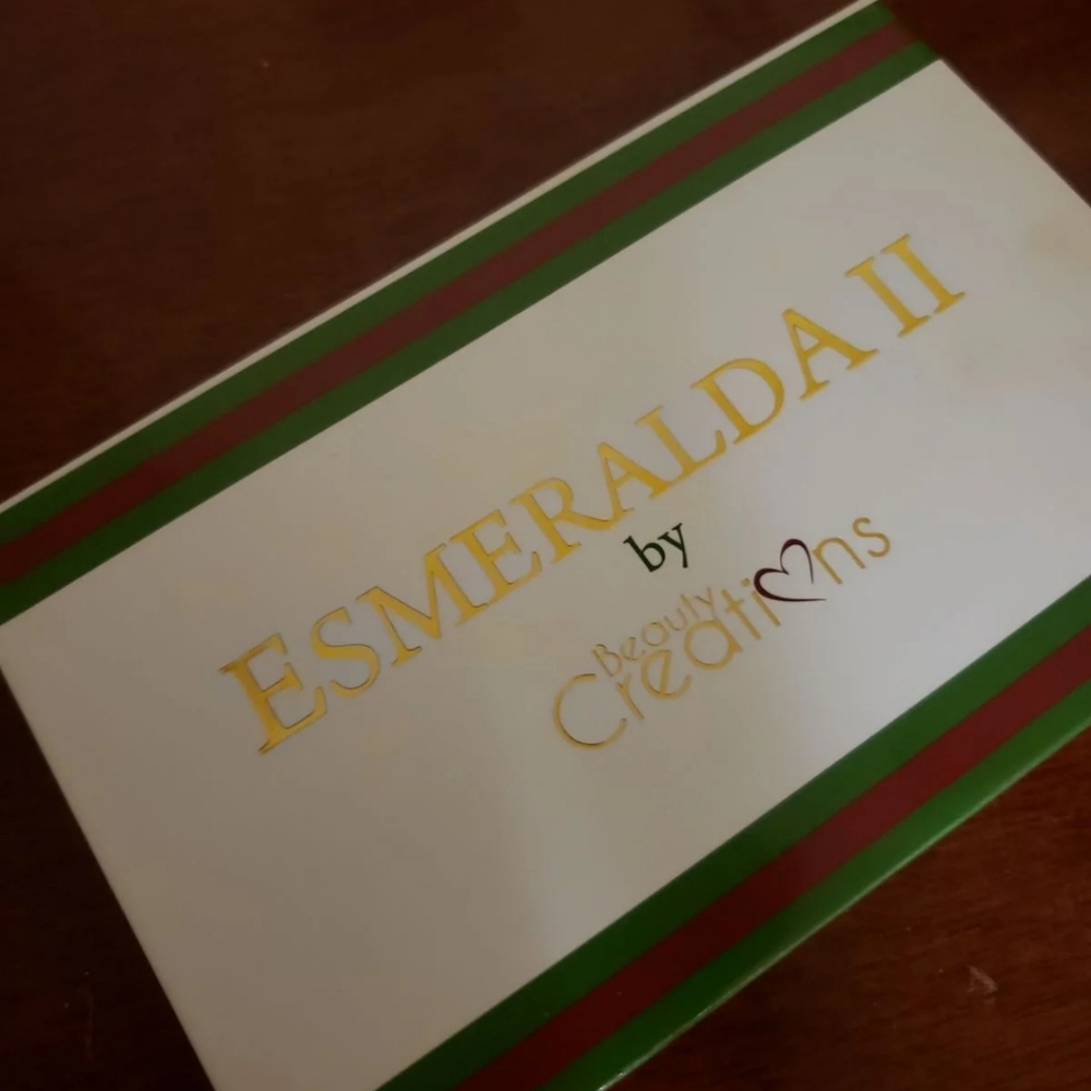 Beauty Creations Esmeralda Palette